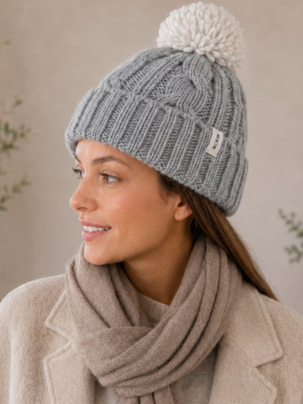 REI Cooperative Women’s Gray Cable Knit Pom Pom Beanie Winter Hat